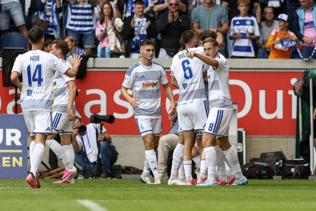 29.08.2026, GER, Fussball, Herren, 3. Liga, Saison 2026 2027, MSV Duisburg - FC Würzburger Kickers Lex-Tyger Lobinger (Duisburg) Torjubel, jubelt mit seiner Mannschaft nach dem Treffer zum 1:0 Duisburg schauinsland-reisen-Arena Nordrhein-Westfalen Deutschland Copyright: xAdrianxSchlüterx