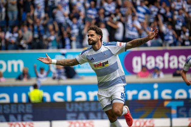 3.Liga MSV Duisburg - Würzburger Kickers ** NUR FÜR REDAKTIONELLE ZWECKE ** EDITORIAL USE ONLY **<p>Fußball 3.Liga MSV Duisburg - Würzburger Kickers am 29.08.26 in der Schauinsland-Reisen Arena in Duisburg Torjubel zum 1:0 durch Lex Tyger Lobinger ( Duisburg ) Duisburg Copyright: JakobxKlos