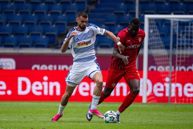 3.Liga MSV Duisburg - Würzburger Kickers ** NUR FÜR REDAKTIONELLE ZWECKE ** EDITORIAL USE ONLY **<p>Fußball 3.Liga MSV Duisburg - Würzburger Kickers am 29.08.26 in der Schauinsland-Reisen Arena in Duisburg Rasim Bulic ( Duisburg ) Duisburg Copyright: JakobxKlos