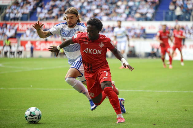 29.08.2026, GER, Fussball, Herren, 3. Liga, Saison 2026 2027, MSV Duisburg - FC Würzburger Kickers Can Coskun (Duisburg) und Pedro Muteba (Würzburg) im Kampf um den Ball Duisburg schauinsland-reisen-Arena Nordrhein-Westfalen Deutschland Copyright: xAdrianxSchlüterx