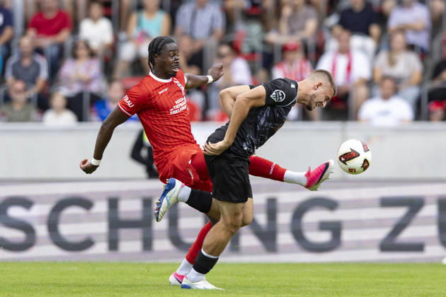 Regionalliga Nordost: FC Rot-Weiß Erfurt vs. BFC Preussen; Erfurt; 29.08.2026 Maxime Aglago Awoudja ( 6; FC Rot-Weiß Erfurt) gegen Nino Lessel ( 4; BFC Preussen) Regionalliga Nordost: FC Rot-Weiß Erfurt vs. BFC Preussen; Steigerwaldstadion Erfurt; 29.08.2026 Copyright: xBEAUTIFULxSPORTS Duehringx