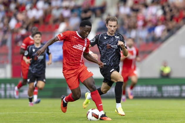 Regionalliga Nordost: FC Rot-Weiß Erfurt vs. BFC Preussen; Erfurt; 29.08.2026 Benjika Caciel ( 8; FC Rot-Weiß Erfurt) gegen Luca Romeo Butkovic ( 14; BFC Preussen) Regionalliga Nordost: FC Rot-Weiß Erfurt vs. BFC Preussen; Steigerwaldstadion Erfurt; 29.08.2026 Copyright: xBEAUTIFULxSPORTS Duehringx