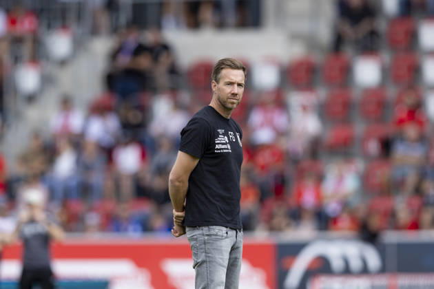Regionalliga Nordost: FC Rot-Weiß Erfurt vs. BFC Preussen; Erfurt; 29.08.2026 Fabian Gerber (Trainer; FC Rot-Weiß Erfurt) Regionalliga Nordost: FC Rot-Weiß Erfurt vs. BFC Preussen; Steigerwaldstadion Erfurt; 29.08.2026 Copyright: xBEAUTIFULxSPORTS Duehringx