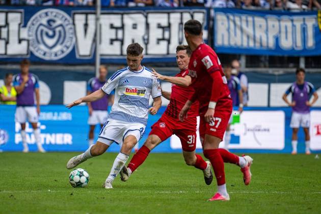 3.Liga MSV Duisburg - Würzburger Kickers ** NUR FÜR REDAKTIONELLE ZWECKE ** EDITORIAL USE ONLY **<p>Fußball 3.Liga MSV Duisburg - Würzburger Kickers am 29.08.26 in der Schauinsland-Reisen Arena in Duisburg Martin Ens ( Duisburg ) Duisburg Copyright: JakobxKlos