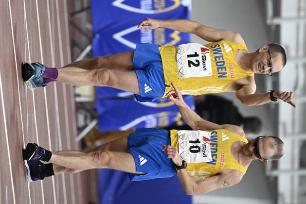 HELSINGFORS, FINLAND 20240829 Birger Fält och Christer Svensson i herrarnas 10.000 metger gang under Finnkampen i friidrott mellan Finland och Sverige pa Olympiastadion i Helsingfors. Helsingfors FINLAND x10350x