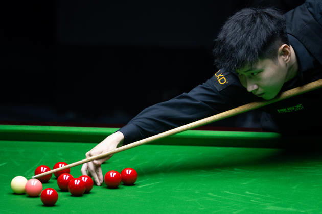 (260829) -- WUHAN, Aug. 29, 2026 -- Zhao Xintong competes during the final match between Zhao Xintong of China and Chang Bingyu of China at Wuhan Open 2026 snooker tournament in Wuhan, central China s Hubei Province, Aug. 29, 2026. ) (SP)CHINA-SNOOKER-WUHAN OPEN (CN) XiaoxYijiu 