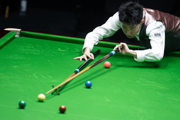 (260829) -- WUHAN, Aug. 29, 2026 -- Chang Bingyu competes during the final match between Zhao Xintong of China and Chang Bingyu of China at Wuhan Open 2026 snooker tournament in Wuhan, central China s Hubei Province, Aug. 29, 2026. ) (SP)CHINA-SNOOKER-WUHAN OPEN (CN) XiaoxYijiu 