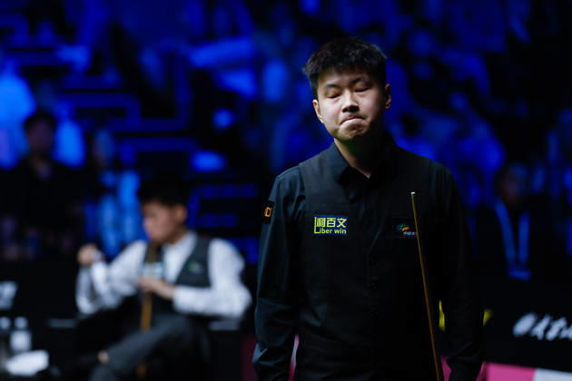 (260829) -- WUHAN, Aug. 29, 2026 -- Zhao Xintong reacts during the final match between Zhao Xintong of China and Chang Bingyu of China at Wuhan Open 2026 snooker tournament in Wuhan, central China s Hubei Province, Aug. 29, 2026. ) (SP)CHINA-SNOOKER-WUHAN OPEN (CN) WuxZhizun 