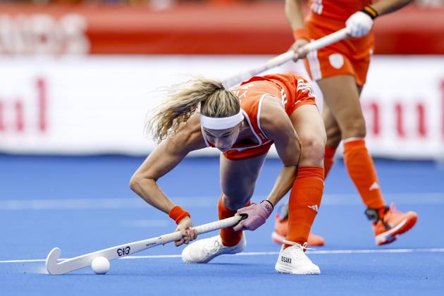 AMSTELVEEN - Yibbi Jansen of the Netherlands scores the 1-0 during the Hockey World Cup final between the Netherlands and Argentina at the Wagener Stadium. SEM VAN DER WAL ANP xVIxANPxSportx xxANPxIVx 566511295 originalFilename: 566511295.jpg