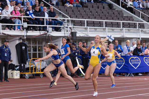 August 29, 2026, Helsinki, Uusimaa, Finland: HELSINKI, FINLAND - AUGUST 29, 2026: LOTTA KEMPPINEN of Finland falls on the track after crossing the finish line to win the women s 100m in 11.53 seconds during the Finland-Sweden Athletics international match, Länderspiel, Nationalmannschaft at Helsinki Olympic Stadium. . Helsinki Finland - ZUMAt172 20260829_zip_t172_010 Copyright: xJosexTabaresx
