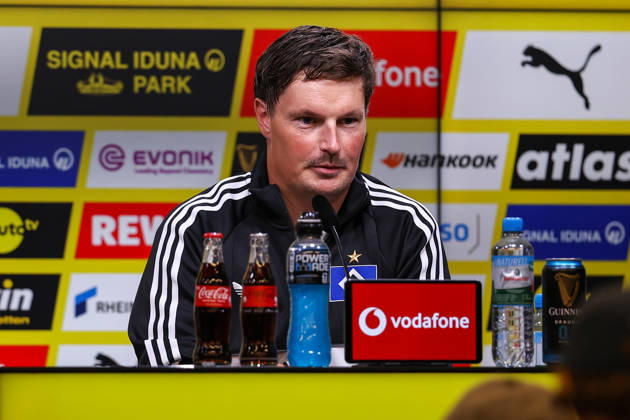 2026.08.29, xkwix, Fußball, Bundesliga, Borussia Dortmund - Hamburger SV, Signal Iduna Park, 1.Spieltag, Saison 2026 2027: Merlin Polzin (Hamburger SV Trainer) bei der Pressekonferenz DFB regulations prohibit any use of photographs as image sequences and or quasi-video. Photo: xKamilxWilkowskixPressefotoKochx Nordrhein-Westfalen Deutschland
