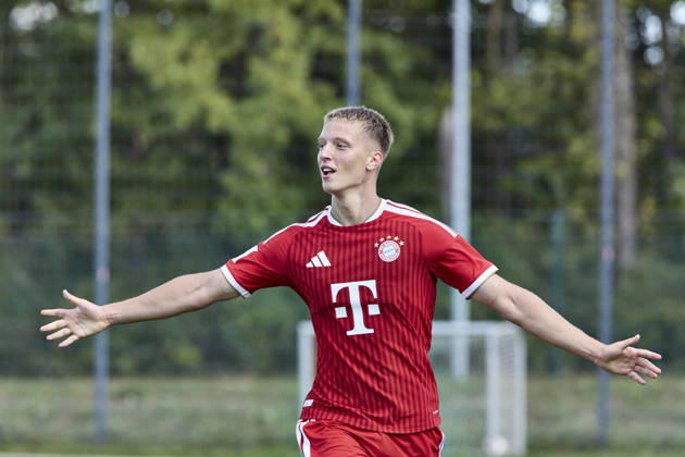 DFB-POKAL Junioren, FC Bayern München (U19) vs FC Ingolstadt (U19), München FC Bayern, München FC Bayern (U19), Ingolstadt FC, Ingolstadt FC (U19), Torjubel 2026-08-29 in München (FC Bayern Campus) Goal (Tor) FC Bayern München 4:2 OSMANI Erblin (FC Bayern München (U19) Defensives Mittelfeld Nr8-FCB(U19)8), MARBACH Louis (FC Ingolstadt (U19) Torwart Nr22-FCI(U19)22) sportworld München FC Bayern Campus Bayern Deutschland
