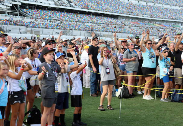 DAYTONA BEACH, FL - AUGUST 29: Fans are enjoying American Country Music duo Locash performing prior to the NASCAR, Motorsport, USA Cup Series Coke Zero Sugar 400 on August 29, 2026 at Daytona International Speedway in Daytona Beach, FL. (Photo by Michael Bush Icon Sportswire) AUTO: AUG 29 NASCAR Cup Series Coke Zero Sugar 400 EDITORIAL USE ONLY Icon260829007
