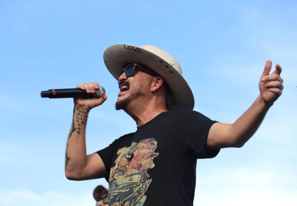 DAYTONA BEACH, FL - AUGUST 29: American Country Music Duo Locash performs prior to the NASCAR, Motorsport, USA Cup Series Coke Zero Sugar 400 on August 29, 2026 at Daytona International Speedway in Daytona Beach, FL. (Photo by Michael Bush Icon Sportswire) AUTO: AUG 29 NASCAR Cup Series Coke Zero Sugar 400 EDITORIAL USE ONLY Icon260829011