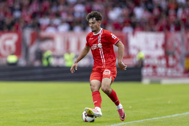 Regionalliga Nordost: FC Rot-Weiß Erfurt vs. BFC Preussen; Erfurt; 29.08.2026 Dustin Forkel ( 17; FC Rot-Weiß Erfurt) Regionalliga Nordost: FC Rot-Weiß Erfurt vs. BFC Preussen; Steigerwaldstadion Erfurt; 29.08.2026 Copyright: xBEAUTIFULxSPORTS Duehringx