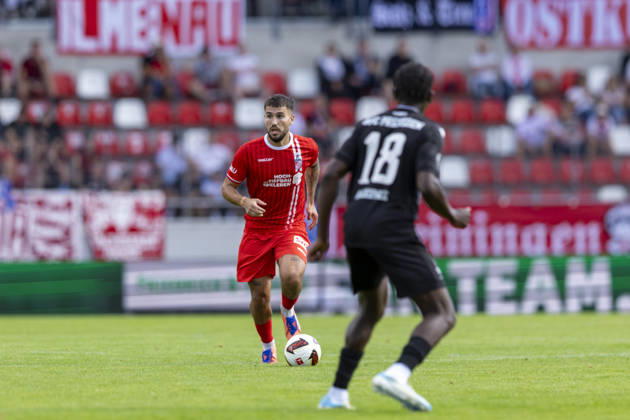 Regionalliga Nordost: FC Rot-Weiß Erfurt vs. BFC Preussen; Erfurt; 29.08.2026 Sofiane Ikene ( 4; FC Rot-Weiß Erfurt) Regionalliga Nordost: FC Rot-Weiß Erfurt vs. BFC Preussen; Steigerwaldstadion Erfurt; 29.08.2026 Copyright: xBEAUTIFULxSPORTS Duehringx