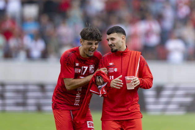 Regionalliga Nordost: FC Rot-Weiß Erfurt vs. BFC Preussen; Erfurt; 29.08.2026 Dustin Forkel ( 17; FC Rot-Weiß Erfurt) (links) und Stanislav Fehler ( 11; FC Rot-Weiß Erfurt) (rechts) Regionalliga Nordost: FC Rot-Weiß Erfurt vs. BFC Preussen; Steigerwaldstadion Erfurt; 29.08.2026 Copyright: xBEAUTIFULxSPORTS Duehringx