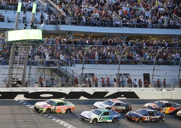 DAYTONA BEACH, FL - AUGUST 29: Ross Chastain ( 1 Trackhouse Racing Wendy s Watermelon Lemonade Chevrolet) leads the field to the green flag starting the NASCAR, Motorsport, USA Cup Series Coke Zero Sugar 400 on August 29, 2026 at Daytona International Speedway in Daytona Beach, FL. (Photo by Michael Bush Icon Sportswire) AUTO: AUG 29 NASCAR Cup Series Coke Zero Sugar 400 EDITORIAL USE ONLY Icon260829012