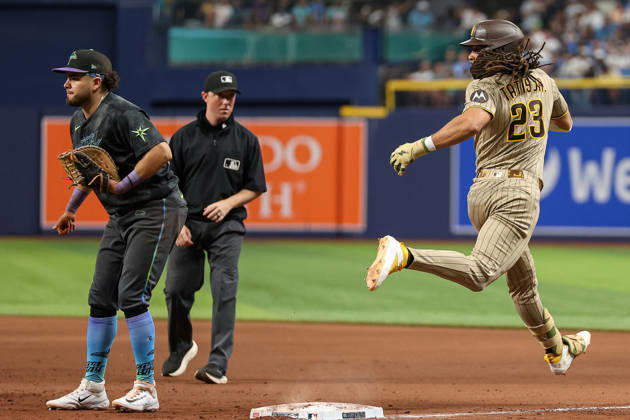 August 29, 2026, St. Petersburg, Florida, USA: San Diego Padres right fielder FERNANDO TATIS JR. (23) looks back towards the umpire during a game against the Tampa Bay Rays. The Tampa Bay Rays hosted the San Diego Padres at Tropicana Field in St. Petersburg, FL. St. Petersburg USA - ZUMAm299 20260829_znp_m299_022 Copyright: xTaylorxMcFeex