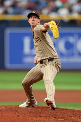 August 29, 2026, St. Petersburg, Florida, USA: San Diego Padres pitcher WALKER BUEHLER (10) throws a pitch against Tampa Bay Rays. The Tampa Bay Rays hosted the San Diego Padres at Tropicana Field in St. Petersburg, FL. MLB, Baseball Herren, USA 2026: San Diego Padres 6:7 Tampa Bay Rays  - ZUMAm299 20260829_znp_m299_014 Copyright: xTaylorxMcFeex