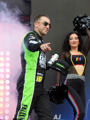 DAYTONA BEACH, FL - AUGUST 29: AJ Allmendinger ( 16 Kaulig Racing Grizzly Nicotine Pouches Chevrolet) waves to the crowd during driver introduction prior to the NASCAR, Motorsport, USA Cup Series Coke Zero Sugar 400 on August 29, 2026 at Daytona International Speedway in Daytona Beach, FL. (Photo by Michael Bush Icon Sportswire) AUTO: AUG 29 NASCAR Cup Series Coke Zero Sugar 400 EDITORIAL USE ONLY Icon260829027