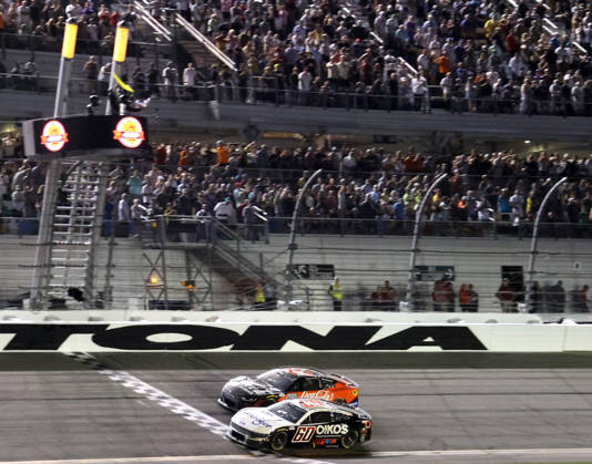 DAYTONA BEACH, FL - AUGUST 29: Ryan Preece ( 60 RFK Racing Kroger OIKOS Ford) takes the checkered flag, winning the NASCAR, Motorsport, USA Cup Series Coke Zero Sugar 400 on August 29, 2026 at Daytona International Speedway in Daytona Beach, FL. (Photo by Michael Bush Icon Sportswire) AUTO: AUG 29 NASCAR Cup Series Coke Zero Sugar 400 EDITORIAL USE ONLY Icon260829047400