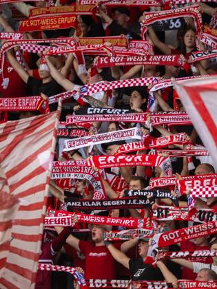 FUSSBALL REGIONALLIGA NORDOST - SAISON 2026-2027 - 7. SPIELTAG FC ROT WEISS ERFURT - BFC PREUSSEN ** NUR FÜR REDAKTIONELLE ZWECKE ** EDITORIAL USE ONLY **<p>29 08 2026-Erfurt: Fussball Regionalliga Nordost 7. Spieltag Saison 2026-2027 Steigerwaldstadion FC Rot Weiss Erfurt - BFC Preussen im Foto: RWE-Fanblock ( Deutschland Thueringen Erfurt Copyright: SaschaxFromm
