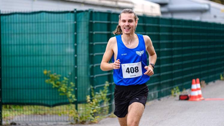 28. RWW-Ruhrauenlauf in Mülheim ** NUR FÜR REDAKTIONELLE ZWECKE ** EDITORIAL USE ONLY **<p>Gewinner 14:15 Uhr 5-km-Jogginglauf 28. RWW-Ruhrauenlauf in den Ruhrauen am Samstag, 29. August 2026 in Mülheim.¨ Deutschland NRW Mülheim Copyright: ChristophxWojtyczka