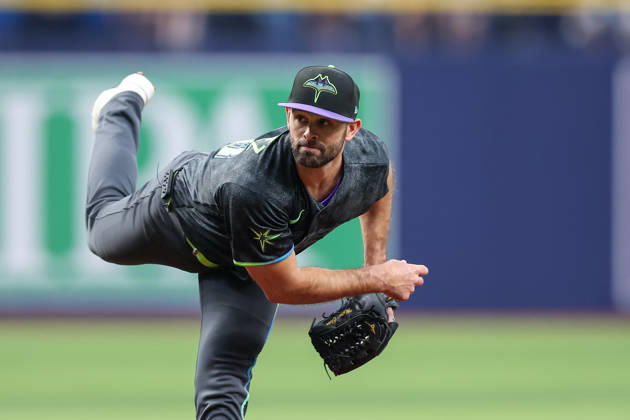 August 29, 2026, St. Petersburg, Florida, USA: Tampa Bay Rays pitcher NICK MARTINEZ (28) pitching against the San Diego Padres. The Tampa Bay Rays hosted the San Diego Padres at Tropicana Field in St. Petersburg, FL. MLB, Baseball Herren, USA 2026: San Diego Padres 6:7 Tampa Bay Rays  - ZUMAm299 20260829_znp_m299_035 Copyright: xTaylorxMcFeex