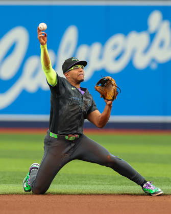 August 29, 2026, St. Petersburg, Florida, USA: Tampa Bay Rays second baseman RICHIE PALACIOS (1) throws to first base after fielding a ground ball during a game against the San Diego Padres. The Tampa Bay Rays hosted the San Diego Padres at Tropicana Field in St. Petersburg, FL. St. Petersburg USA - ZUMAm299 20260829_znp_m299_044 Copyright: xTaylorxMcFeex
