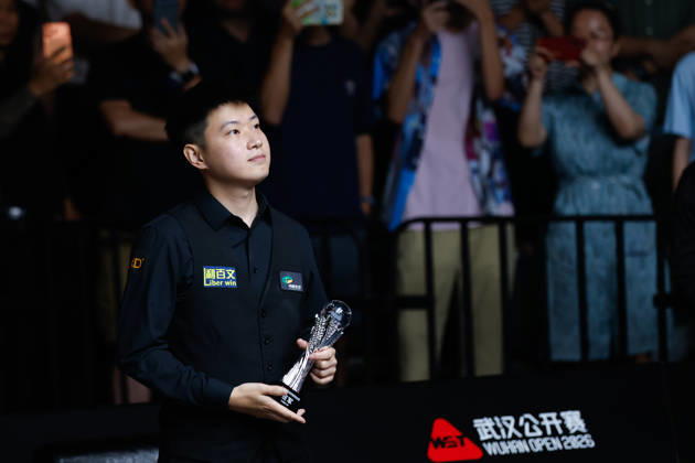 (260830) -- WUHAN, Aug. 30, 2026 -- Zhao Xintong reacts after the final match between Zhao Xintong of China and Chang Bingyu of China at Wuhan Open 2026 snooker tournament in Wuhan, central China s Hubei Province, Aug. 29, 2026. ) (SP)CHINA-SNOOKER-WUHAN OPEN (CN) WuxZhizun 