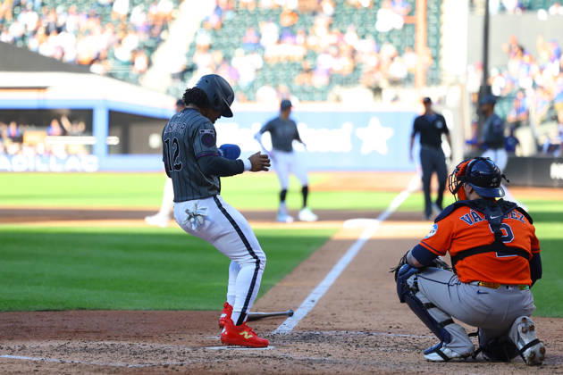 MLB, Baseball Herren, USA Houston Astros Vs. New York Mets New York Mets Francisco Lindor 12 scores during the fifth inning of a baseball game against the Houston Astros at Citi Field in Flushing, New York, on August 29, 2026. Flushing New York United States  Copyright: xGordonxDonovanx originalFilename:donovan-mlbhoust260829_npLc2.jpg