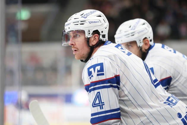 29.08.2026 Zuerich, SCHWEIZ, Swiss Life Arena Eishockey Saison 2026 2027 Freundschaftsspiel ZSC Lions - Adler Mannheim Dan Renouf (Adler)
