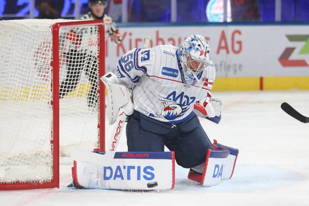29.08.2026 Zuerich, SCHWEIZ, Swiss Life Arena Eishockey Saison 2026 2027 Freundschaftsspiel ZSC Lions - Adler Mannheim Torwart Maximilian Franzreb (Adler)