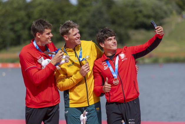 ICF Canoe Sprint and Paracanoe World Championships Adam Varga,Thomas Green,Alex Borucki at the medal ceremony during the 2026 ICF World Championships in Canoe Sprint and Para-canoe in PoznaÅ , Poland, on 30 August 2026. Poznan Poland  Copyright: xAndrzejxIwanczukx originalFilename:iwanczuk-icfcanoe260830_npQec.jpg