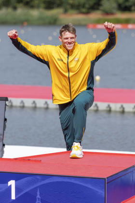 ICF Canoe Sprint and Paracanoe World Championships Thomas Green at the medal ceremony during the 2026 ICF World Championships in Canoe Sprint and Para-canoe in PoznaÅ , Poland, on 30 August 2026. Poznan Poland  Copyright: xAndrzejxIwanczukx originalFilename:iwanczuk-icfcanoe260830_nplTC.jpg