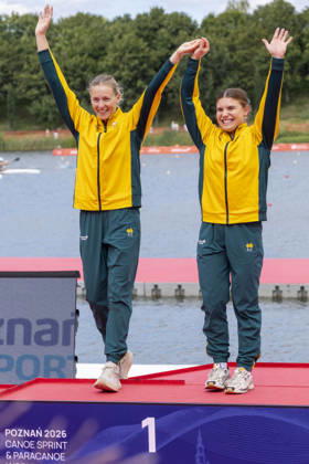ICF Canoe Sprint and Paracanoe World Championships Kailey Harlen,Natalia Drobot at the medal ceremony during the 2026 ICF World Championships in Canoe Sprint and Para-canoe in PoznaÅ , Poland, on 30 August 2026. Poznan Poland  Copyright: xAndrzejxIwanczukx originalFilename:iwanczuk-icfcanoe260830_npgzt.jpg
