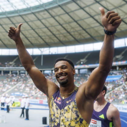 BERLIN, GERMANY - AUGUST 30, 2026: Leo NEUGEBAUER (GER Germany) waves to the crowd during the ISTAF at Olympic Stadium on August 30, 2026 in Berlin, Germany. Germany Copyright: xAxelxKohringx