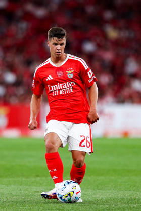 SL Benfica v Estoril Praia SAD - Liga Portugal BetClic 2026 2027 Samuel Dahl 26, lateral do SL Benfica durante a partida entre SL Benfica v Estoril Praia SAD, para a Liga Portugal BetClic 2026 2027 no Estadio da Luz, Portugal (Foto de Diogo Faria Reis Avant Sports) Lisboa Estadio Jose Alvalde Lisboa Portugal Copyright: xDiogoxFariaxReis AvantxSportsx