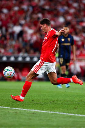 SL Benfica v Estoril Praia SAD - Liga Portugal BetClic 2026 2027 Georgiy Sudakov 10, medio do SL Benfica durante a partida entre SL Benfica v Estoril Praia SAD, para a Liga Portugal BetClic 2026 2027 no Estadio da Luz, Portugal (Foto de Diogo Faria Reis Avant Sports) Lisboa Estadio Jose Alvalde Lisboa Portugal Copyright: xDiogoxFariaxReis AvantxSportsx