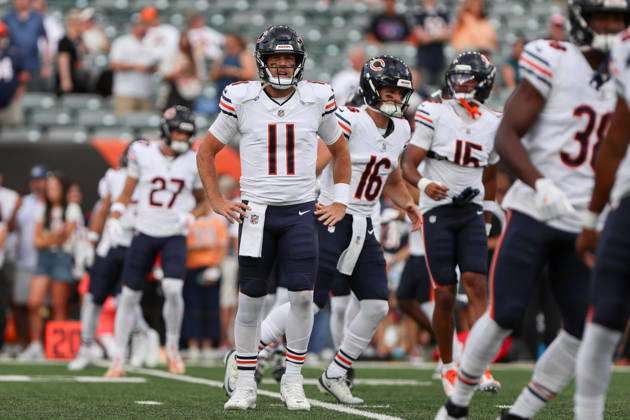 CINCINNATI, OH - AUGUST 22: Chicago Bears quarterback Case Keenum (11) before the preseason game between the Chicago Bears and the Cincinnati Bengals at Paycor Stadium on August 22, 2026 in Cincinnati, OH. (Photo by Ian Johnson Icon Sportswire) NFL, American Football Herren, USA AUG 22 Bears at Bengals EDITORIAL USE ONLY Icon260822121