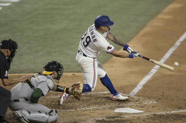 August 31, 2026, Arlington, Texas, USA: Texas Rangers third baseman CODY FREEMAN (39) hits an RBI single against the Athletics at Globe Life Field. Rangers win 8-1. Arlington USA - ZUMAf180 20260831_zsp_f180_014 Copyright: xMarkxFannx