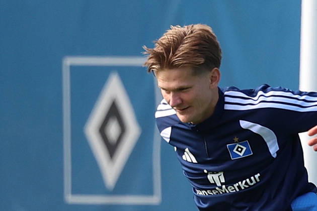 02.09.2026, xrekx, Fussball 1.Bundesliga, Hamburger SV - Training v.l. David Moller Wolfe (Hamburger SV) Hamburg