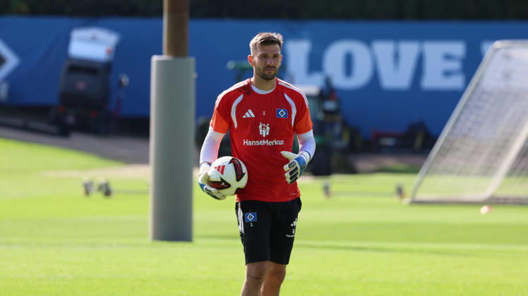 02.09.2026, xrekx, Fussball 1.Bundesliga, Hamburger SV - Training v.l. Daniel Heuer Fernandes (Hamburger SV) Hamburg