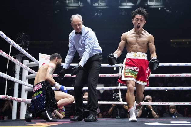 Boxing: WBA minimumweight title match Japanese boxer Takeshi Ishii (R) celebrates after knocking out Wilfredo Mendez of Puerto Rico in the first round of their WBA minimumweight world title match at Yokohama Buntai in Yokohama, near Tokyo, on Sept. 2, 2026. Ishii rewrote Naoya Inoue s record for the fastest knockout by a Japanese male boxer in a world title bout.  A14AA0005627031P