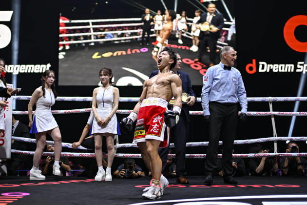 Takeshi Ishii of Japan celebrates afer winning the vacant WBA Minimumweight World Title boxing bout at at Yokohama Buntai in Yokohama, Kanagawa, Japan, September 2, 2026. Noxthirdxpartyxsales  aflo_344740005 HIROAKIxFINITOxYAMAGUCHIx