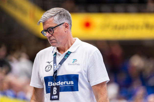 Runar Sigtryggsson (HSG Wetzlar, Trainer) zeigt sich enttaeuscht GER, TBV Lemgo Lippe vs. HSG Wetzlar, Handball, 1. Bundesliga, 2. Spieltag, Spielzeit 2026 2027, 03.09.2026 GER, TBV Lemgo Lippe vs. HSG Wetzlar, Handball, 1. Bundesliga, 2. Spieltag, Spielzeit 2026 2027, 03.09.2026 Lemgo Copyright: xEibner-Pressefoto JanxRollingerx EP_JSK