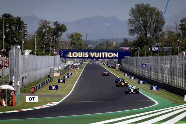 MONZA - Valtteri Bottas (Cadillac), Lando Norris (McLaren), Carlos Sainz (Williams) and Charles Leclerc (Ferrari) during the first free practice session at the Autodromo di Monza ahead of the Italian Grand Prix. SANDER KONING ANP xVIxANPxSportx xxANPxIVx 567035606 originalFilename: 567035606.jpg