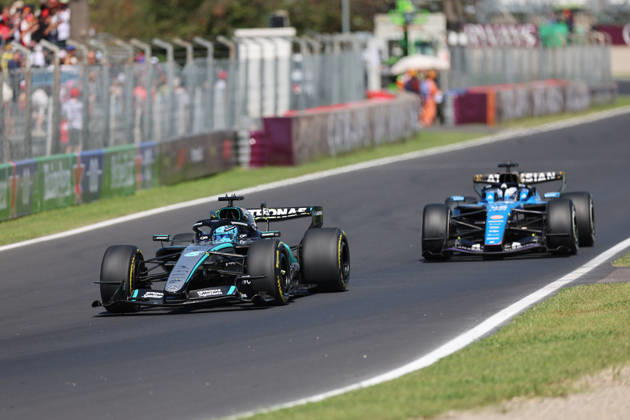 Monza, Italien 03. -06. September 2026: FIA Formel-1-Weltmeisterschaft - 2026 - Grosser Preis von Italien - Monza - Freitag 1. Freies Training Im Bild: George Russell (GBR 63) vor Luke Browning (GBR 46) Autodromo Nazionale Monza Copyright: xFotostandx xFWMEDIAx