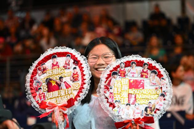 USA v China - FIBA Women s Basketball World Cup 2026 BERLIN, GERMANY - SEPTEMBER 04 : Supporters and fans of China during the FIBA Women s Basketball World Cup group D phase match between United States of America and China in Berlin on September 4, 2026 in Berlin, Germany, 04 09 2026 Berlin Germany  Copyright: xVincentxKalutx